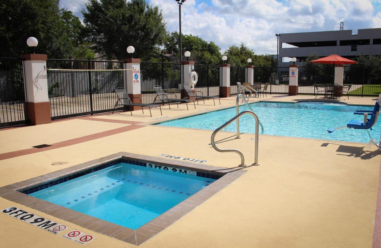 Candlewood Suites Houston Westchase - Westheimer By Ihg Экстерьер фото
